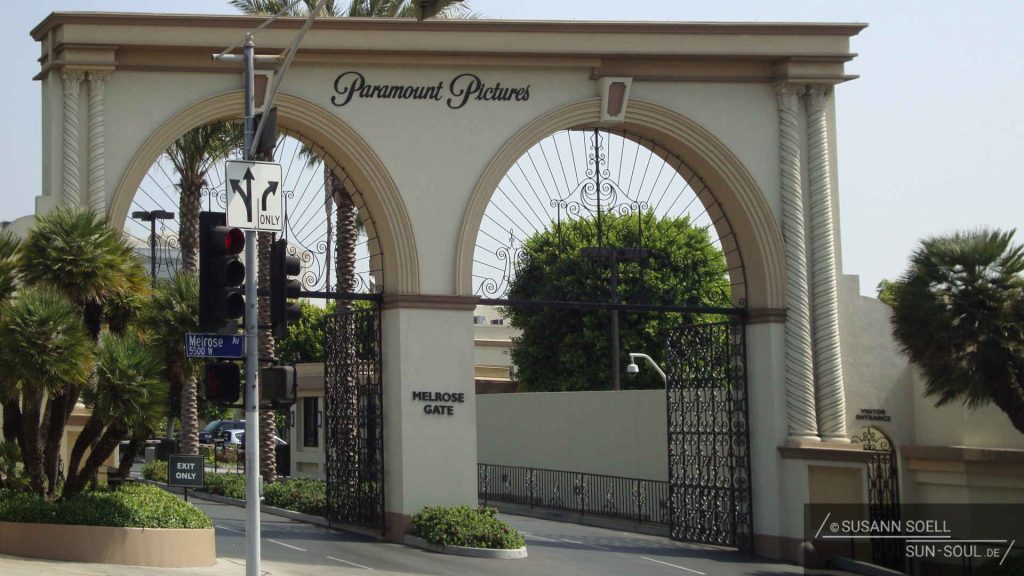 Eingang zu den Paramount Pictures in Hollywood